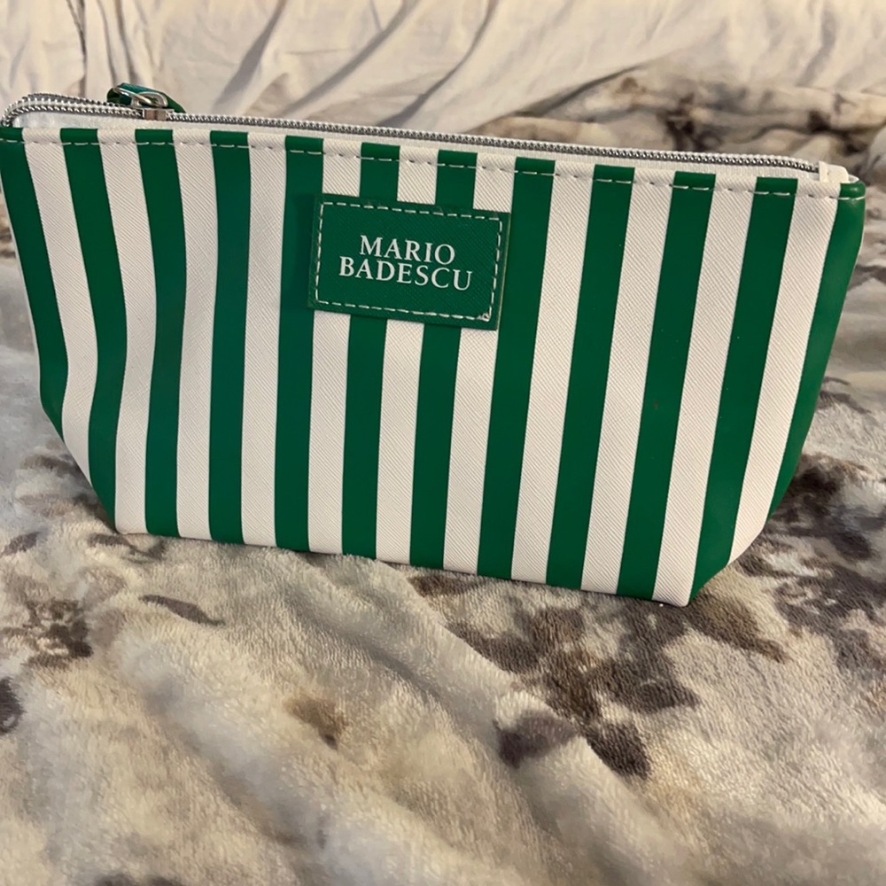 Super cute Mario Badescu make up/organizer pouch